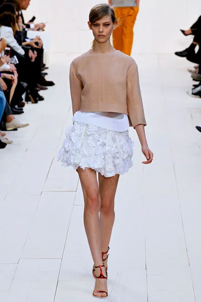 Look 26